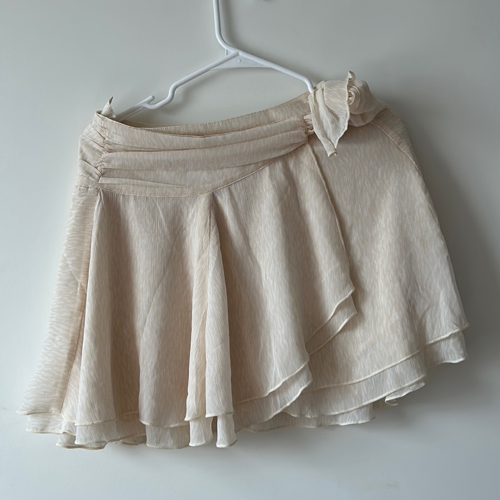 brand new aerie skirt! size small